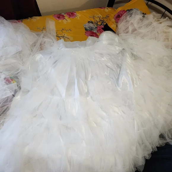 Wedding Gown Customised New - Picture 4 of 8